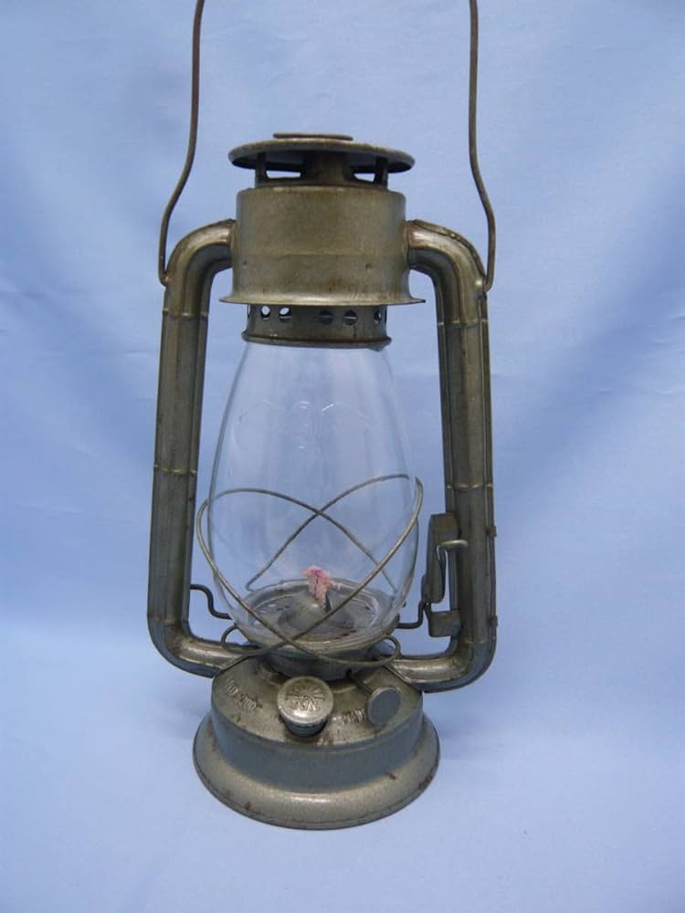 サンブランド SUN BRAND ハリケーンランタン No.5000 灯油 オイルランプ オイル ランタン 日本製 アウトドア キャンプ Amazon.co.jp: SUN BRAND サンブランド ハリケーンランタン NO